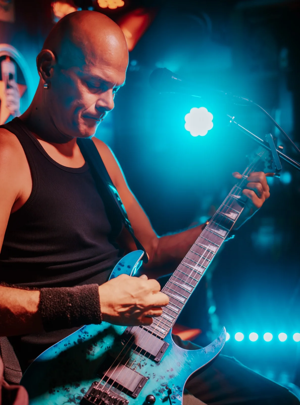 Live Music by Alain Rockney at Cafe Chaos Aruba