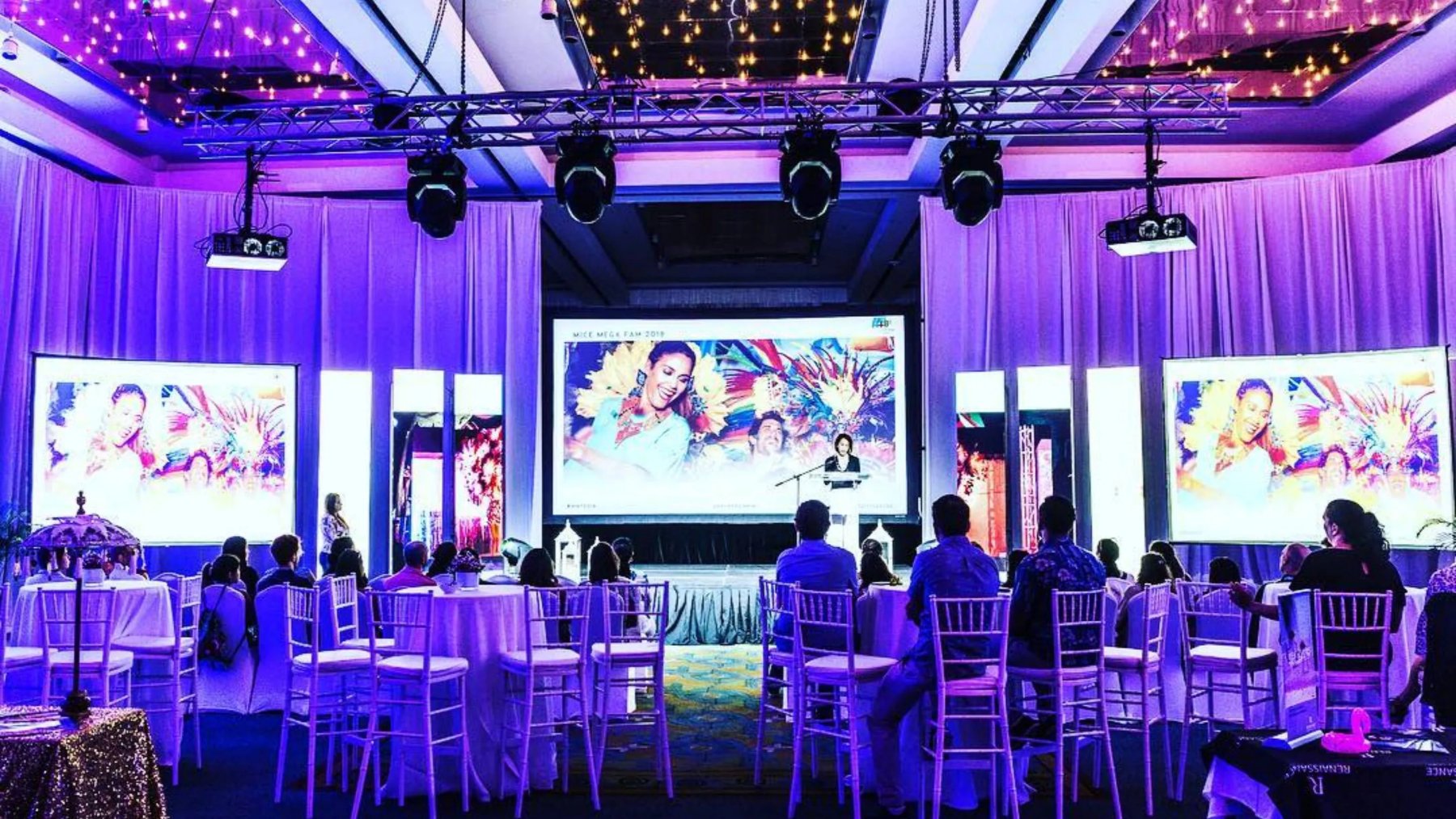Renaissance Convention Center