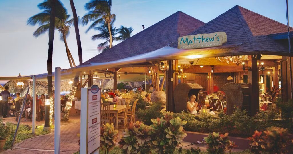 Matthew’s Beach Bar & Restaurant